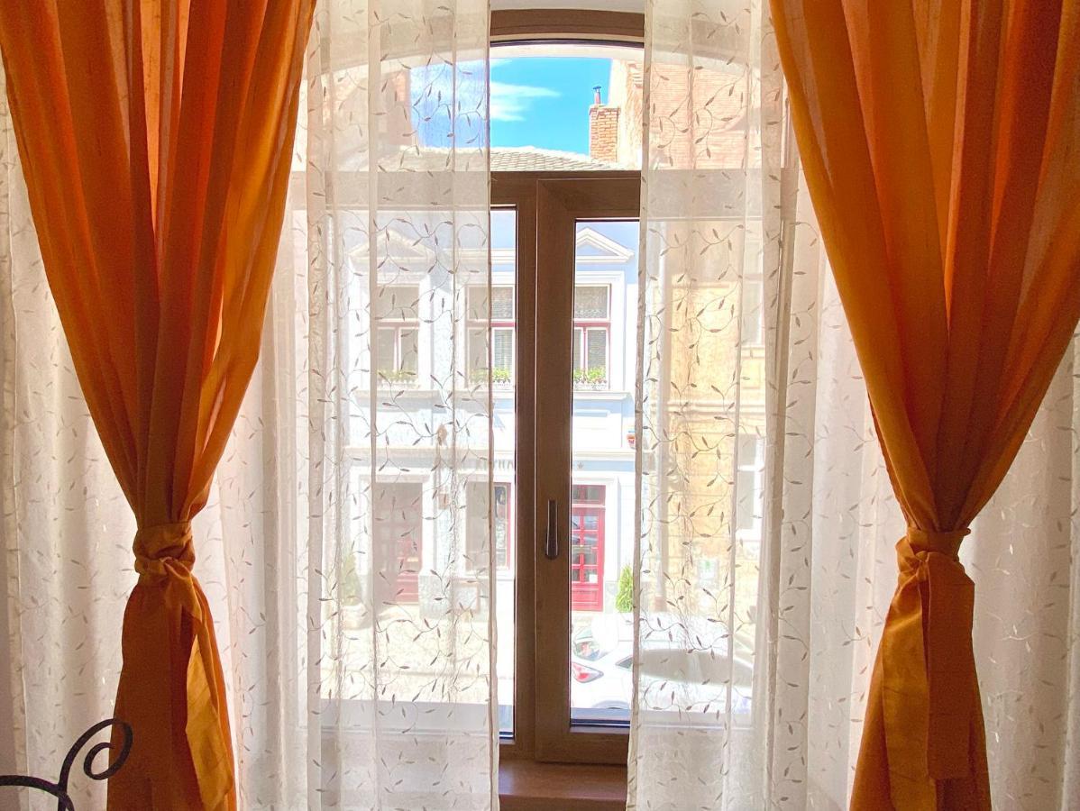 Charming Apartment - Heart Of Brasov Poarta Schei المظهر الخارجي الصورة