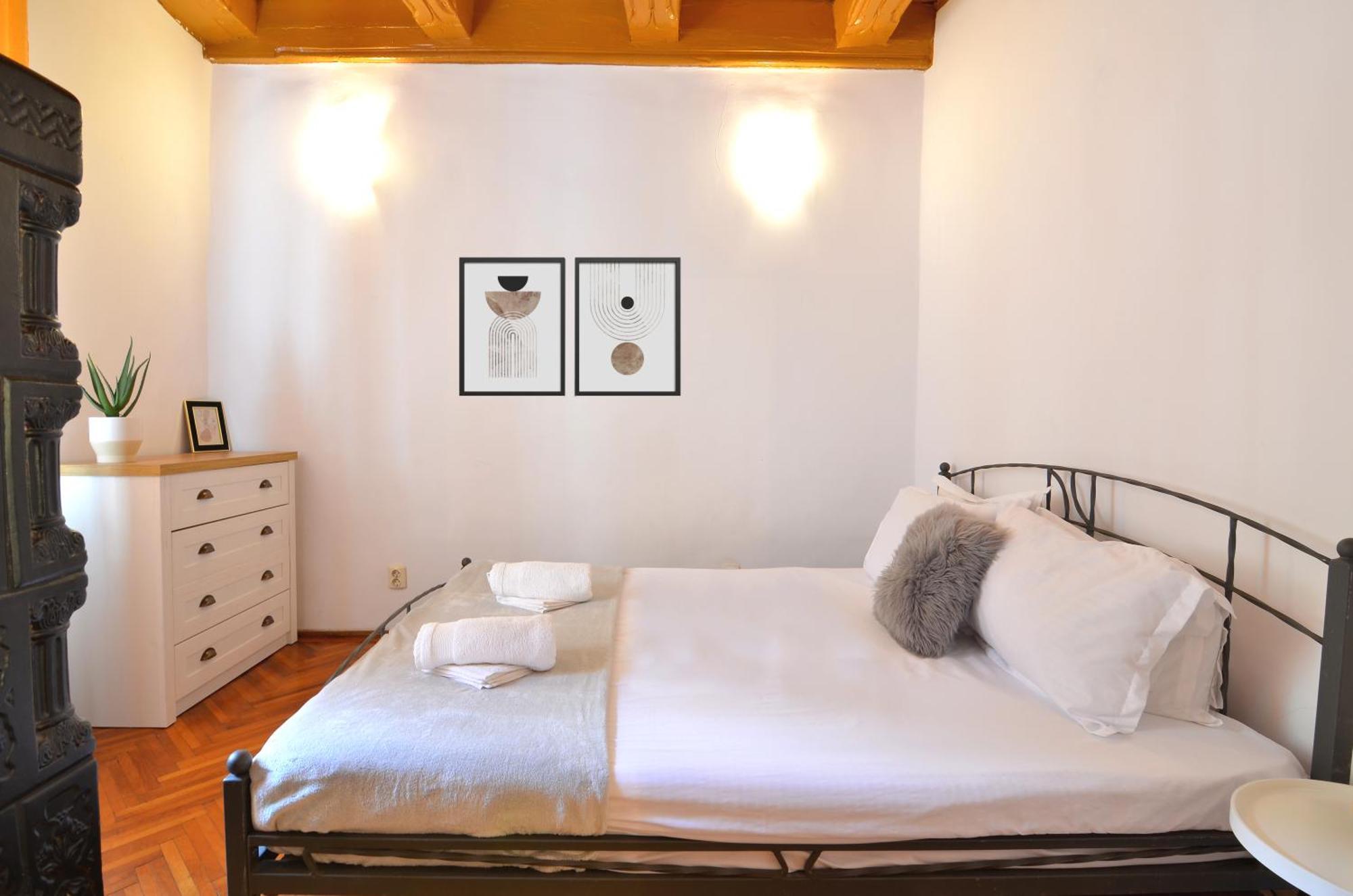 Charming Apartment - Heart Of Brasov Poarta Schei المظهر الخارجي الصورة