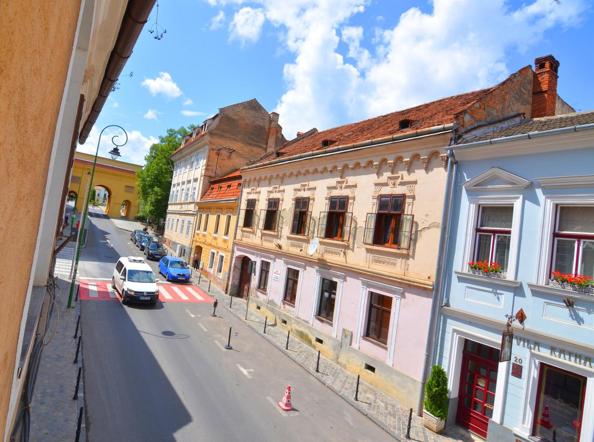 Charming Apartment - Heart Of Brasov Poarta Schei المظهر الخارجي الصورة